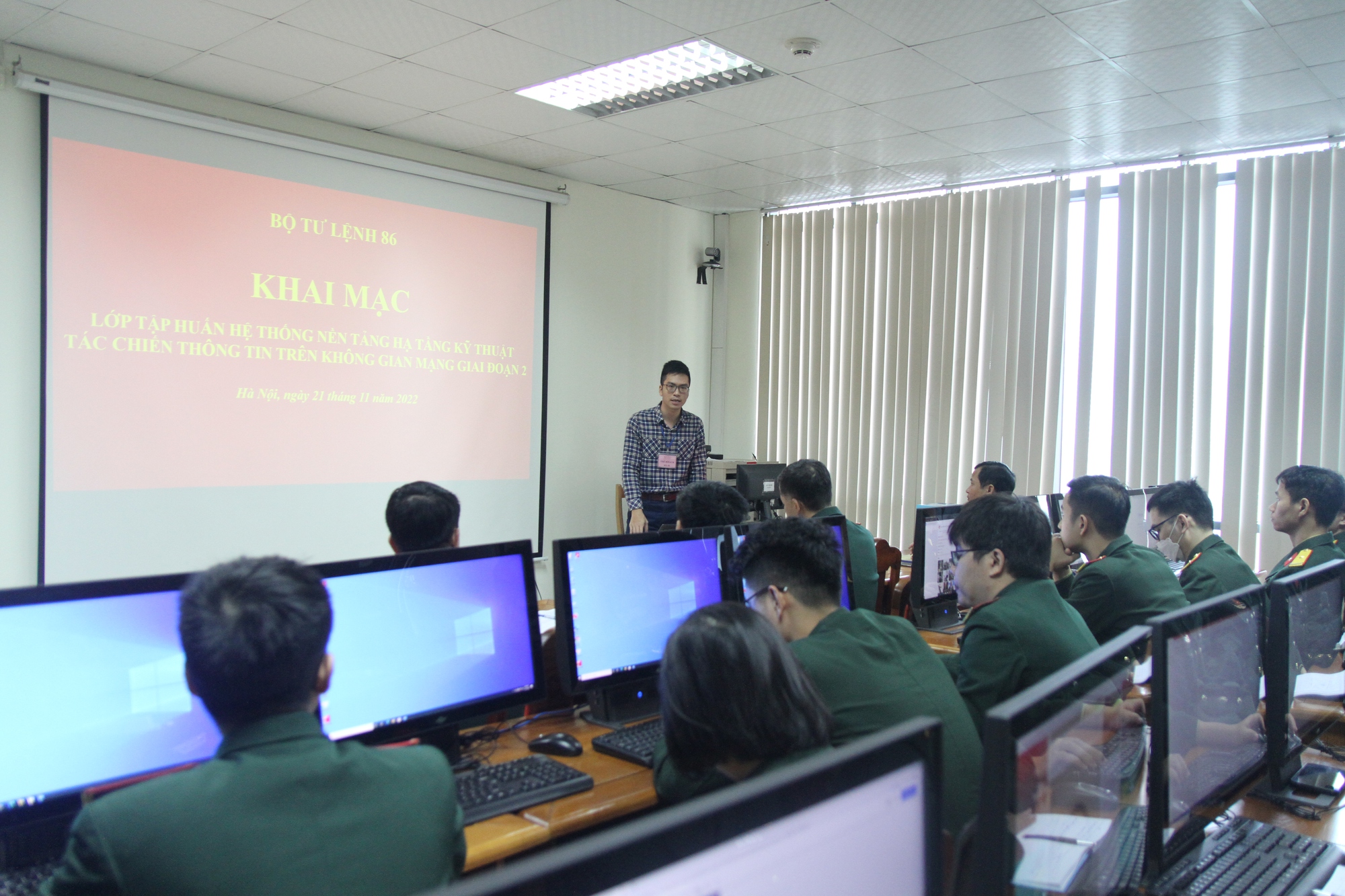 AI 'đánh giặc' trên không gian mạng: Đằng sau những trận chiến không tiếng súng- Ảnh 1.