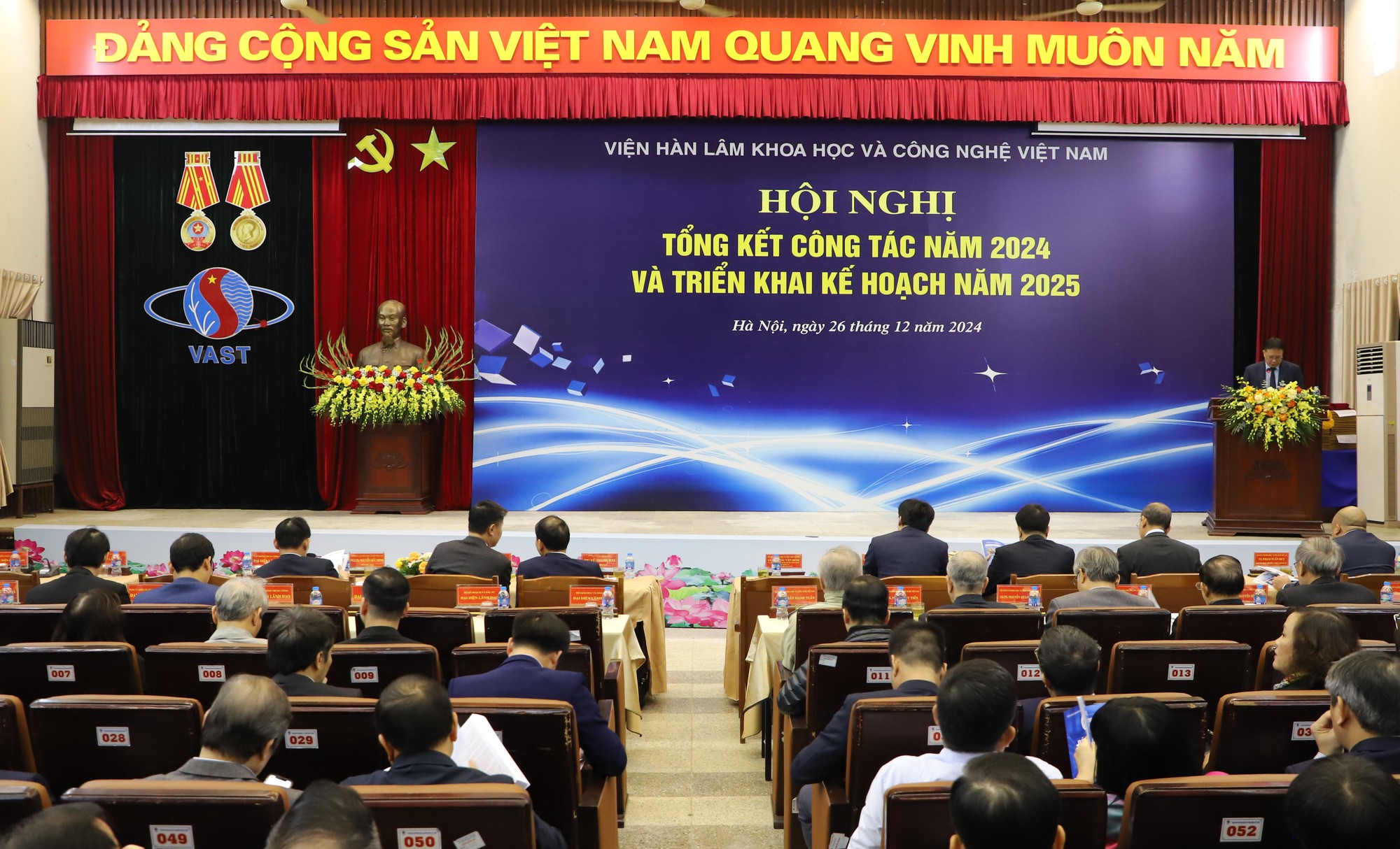 Viện Hàn lâm Khoa học và Công nghệ giảm 36,8% đầu mối trực thuộc- Ảnh 2.