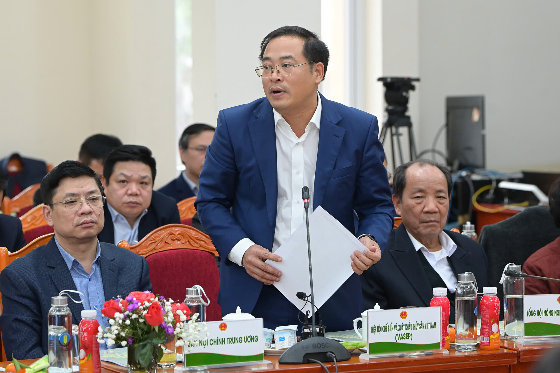 Xuất khẩu thủy sản hướng tới mục tiêu 16 tỷ USD- Ảnh 1. Xuất khẩu thủy sản hướng tới mục tiêu 16 tỷ USD- Ảnh 1.