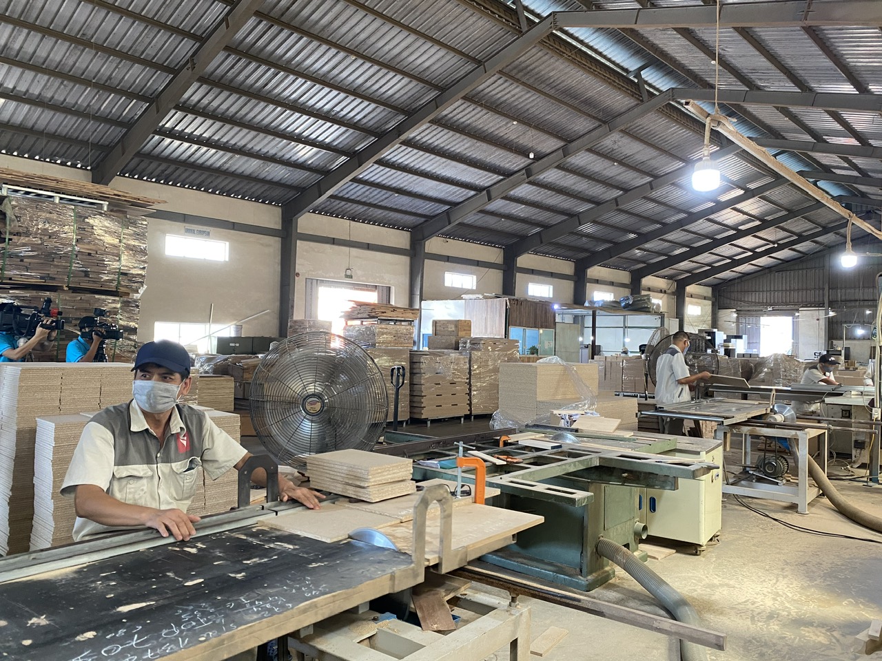 Phát huy tư duy liên vùng, lợi thế đất đai, thổ nhưỡng- Ảnh 1. Phát huy tư duy liên vùng, lợi thế đất đai, thổ nhưỡng- Ảnh 1.