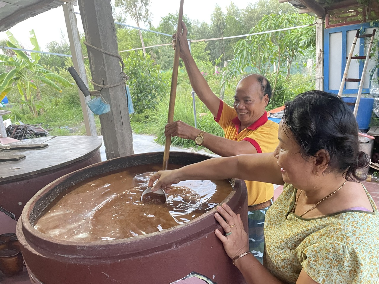 Làng nghề, doanh nghiệp miền Trung 'vào vụ Tết'- Ảnh 3.