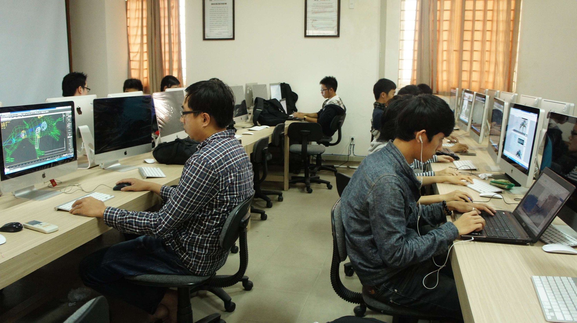 Các trường đại học tại Đà Nẵng mở rộng tuyển sinh ngành vi mạch bán dẫn- Ảnh 1.