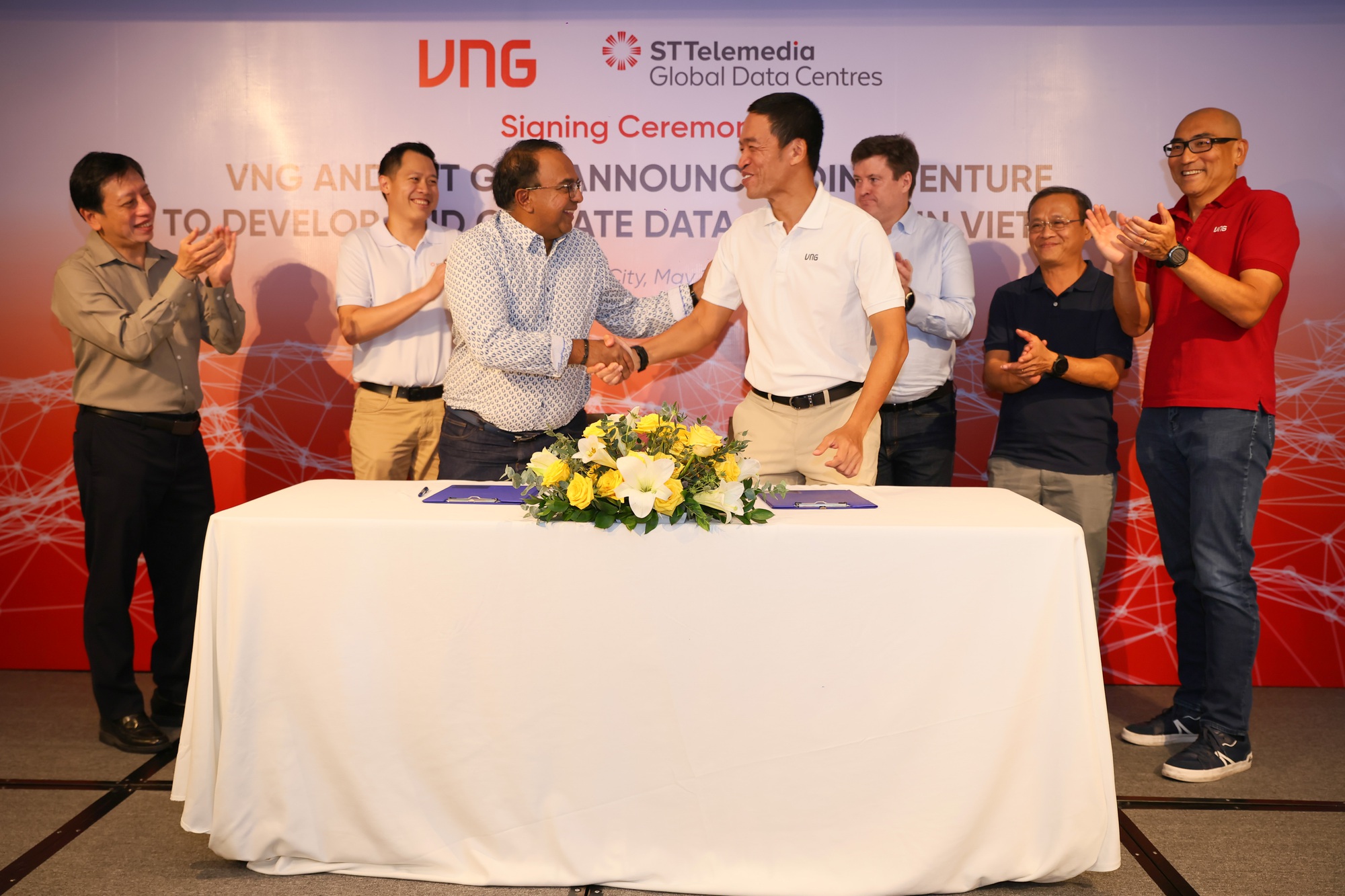 ST Telemedia Global Data Centres liên doanh với VNG xây dựng Trung tâm dữ liệu tại Việt Nam- Ảnh 1. ST Telemedia Global Data Centres liên doanh với VNG xây dựng Trung tâm dữ liệu tại Việt Nam- Ảnh 1.