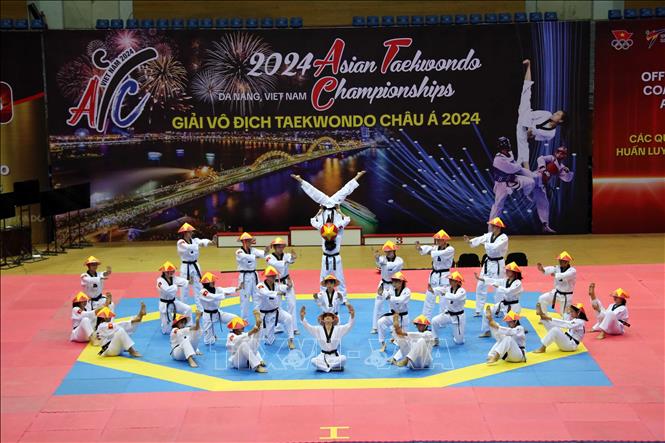 Khai mạc Giải Vô địch Taekwondo châu Á năm 2024- Ảnh 2. Khai mạc Giải Vô địch Taekwondo châu Á năm 2024- Ảnh 2.