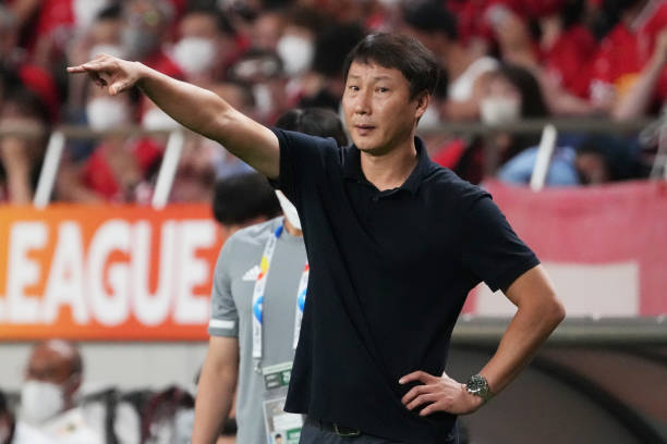 Ông Kim Sang-sik làm HLV trưởng Đội tuyển Quốc gia và Đội tuyển U23 Việt Nam- Ảnh 1.