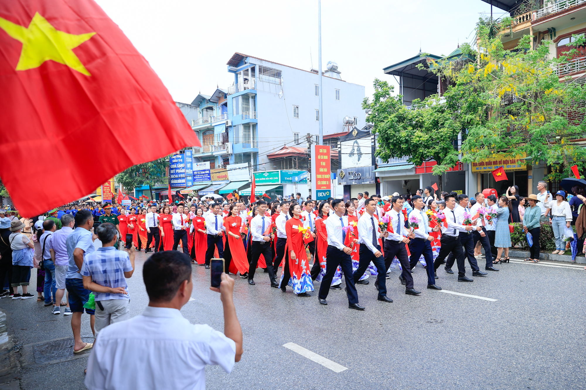 Những hình ảnh ấn tượng tại Lễ diễu binh, diễu hành kỷ niệm 70 năm Chiến thắng Điện Biên Phủ- Ảnh 29.