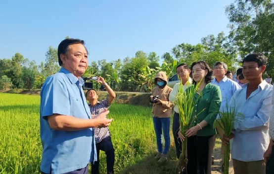 Mang sự tử tế ra đồng ruộng- Ảnh 1.