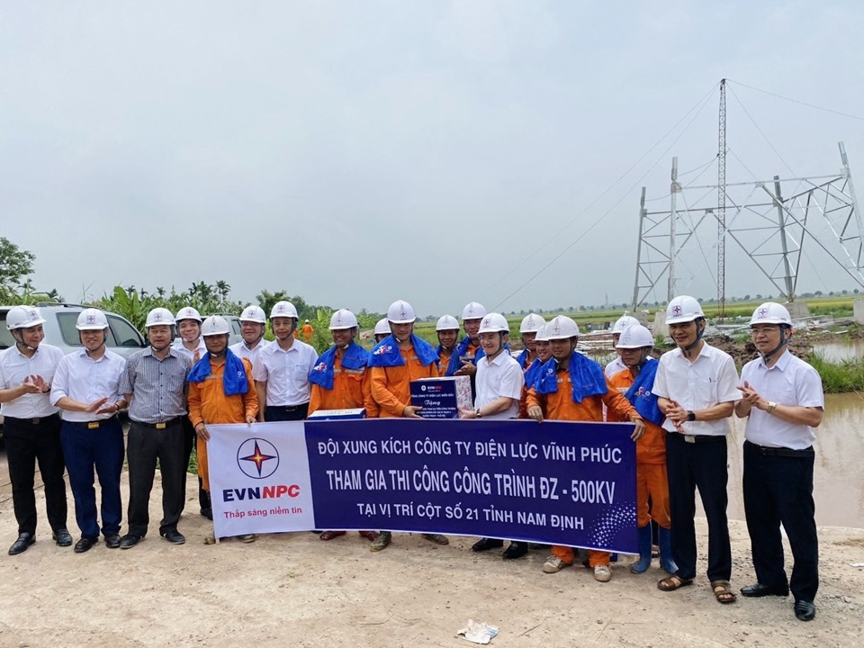 EVNNPC: Sản lượng điện thương phẩm 5 tháng đạt gần 38.4 tỷ KWh- Ảnh 6. EVNNPC: Sản lượng điện thương phẩm 5 tháng đạt gần 38.4 tỷ KWh- Ảnh 6.