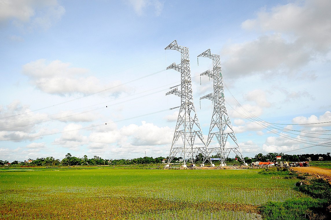 Thi công nước rút, hoàn thành dự án đường dây 500kV NMNĐ Nam Định 1 – Thanh Hóa trước 30/6- Ảnh 6. Thi công nước rút, hoàn thành dự án đường dây 500kV NMNĐ Nam Định 1 – Thanh Hóa trước 30/6- Ảnh 6.