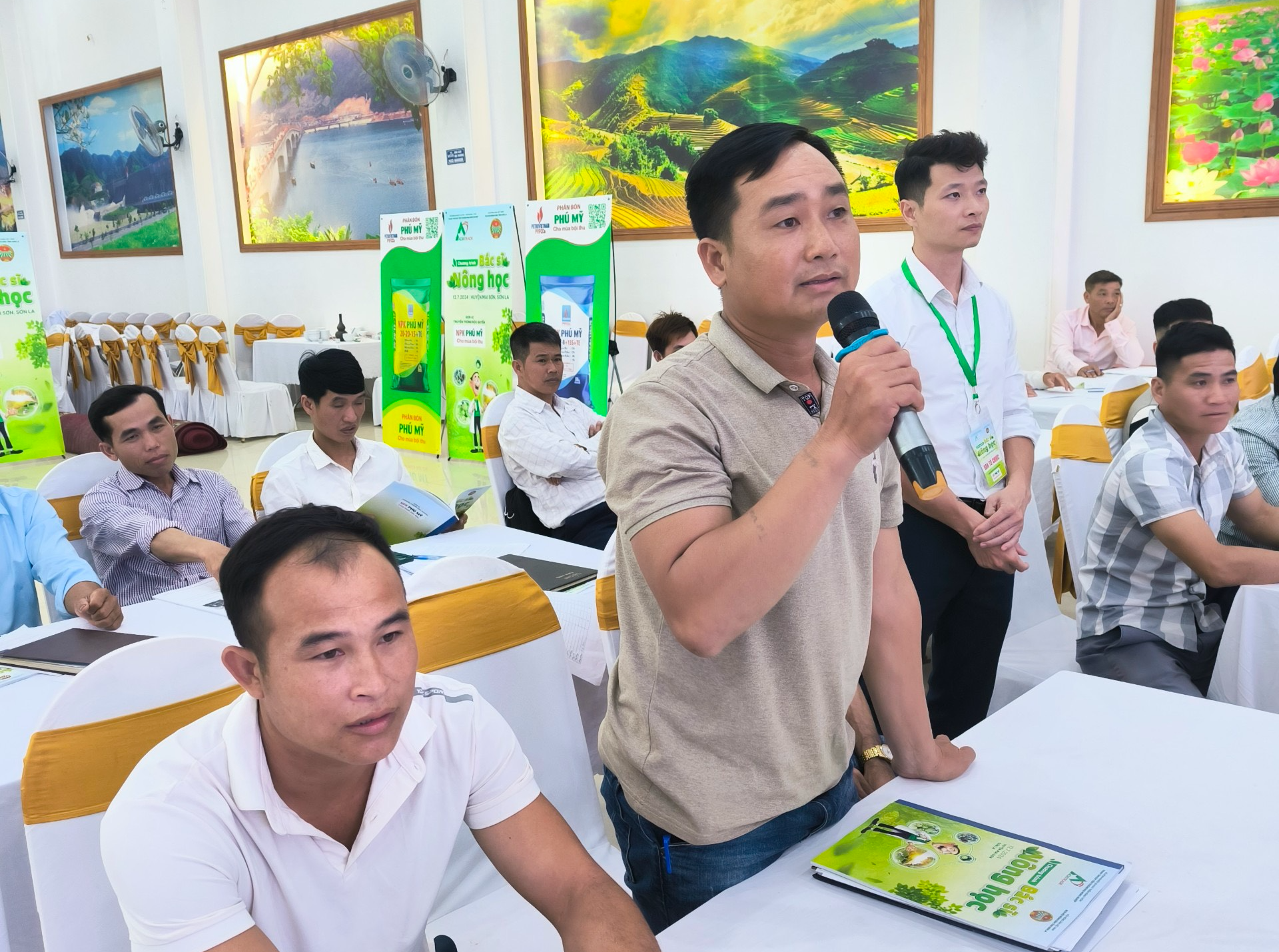 Tiến sĩ bắt bệnh – Đạm Phú Mỹ ra toa – nhà nông phấn khởi- Ảnh 2. Tiến sĩ bắt bệnh – Đạm Phú Mỹ ra toa – nhà nông phấn khởi- Ảnh 2.