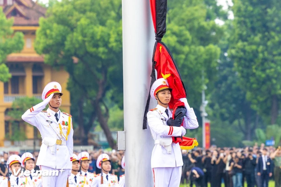 TRỰC TIẾP: LỄ TRUY ĐIỆU VÀ LỄ AN TÁNG TỔNG BÍ THƯ NGUYỄN PHÚ TRỌNG- Ảnh 94.