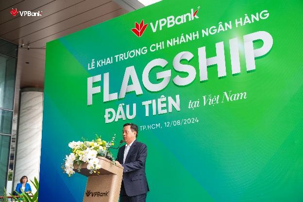 VPBank khai trương chi nhánh Flagship ngân hàng đầu tiên tại Việt Nam- Ảnh 2.