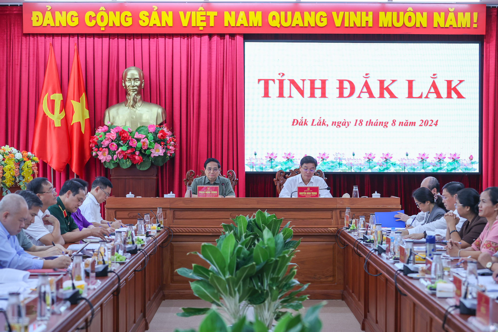 Thủ tướng: Phát triển Đắk Lắk nhanh, bền vững, toàn diện, bao trùm, không để ai bị bỏ lại phía sau- Ảnh 1.