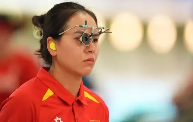 Trịnh Thu Vinh vào chung kết 25 m súng ngắn nữ Olympic 2024- Ảnh 1.