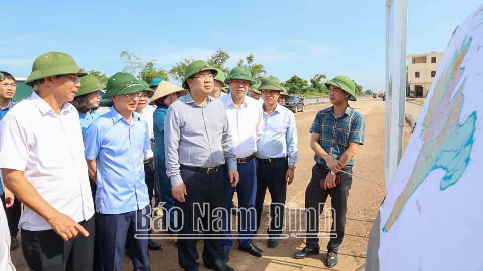 Thường trực Tỉnh ủy Nam Định kiểm tra tiến độ một số dự án đầu tư xây dựng trọng điểm- Ảnh 2.