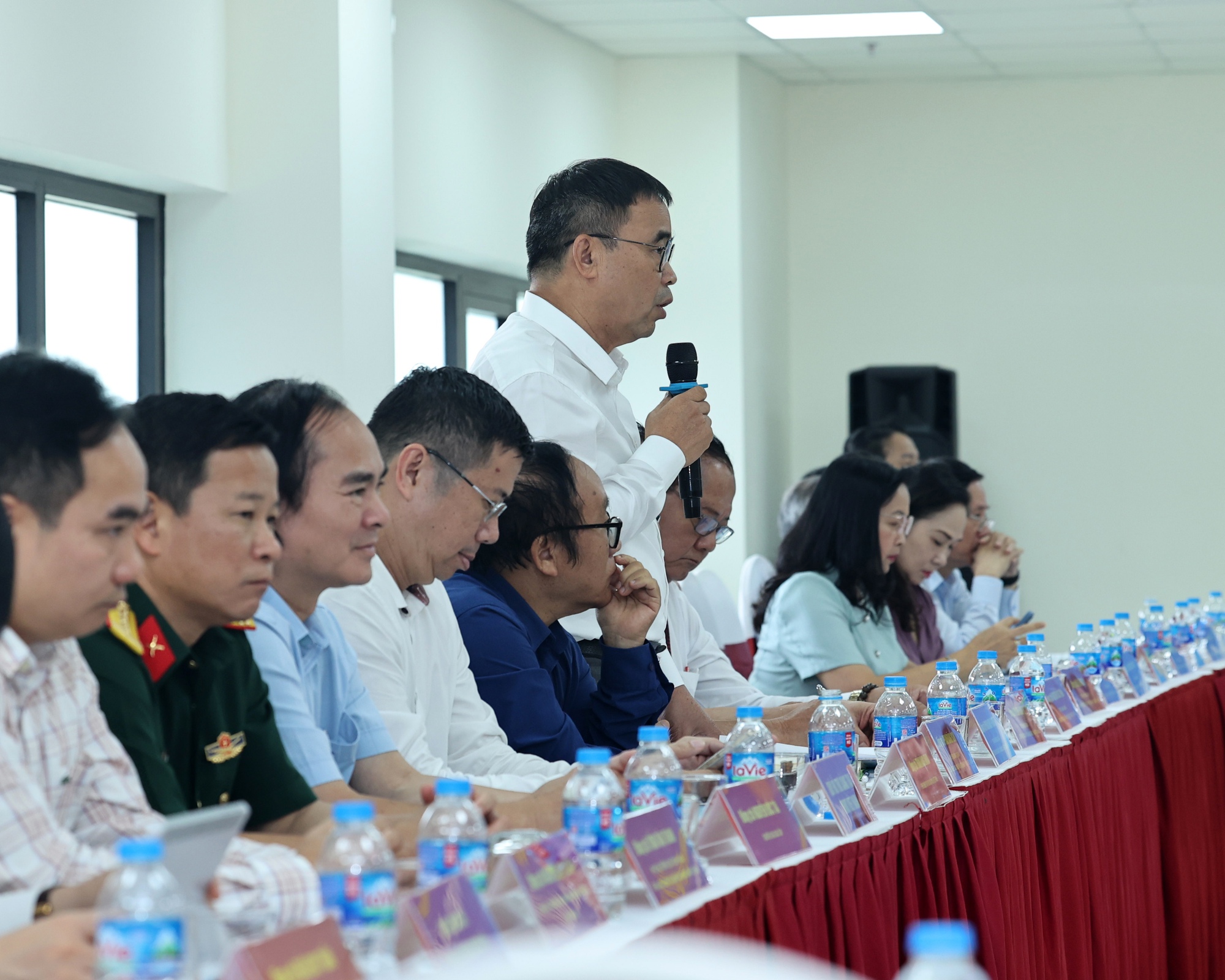 Khơi dậy, phát huy mạnh mẽ khát vọng cống hiến, năng lực sáng tạo của văn nghệ sĩ- Ảnh 6. Khơi dậy, phát huy mạnh mẽ khát vọng cống hiến, năng lực sáng tạo của văn nghệ sĩ- Ảnh 6.