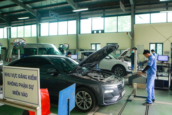 Thiếu đăng kiểm viên nghiêm trọng tại Hà Nội và TPHCM- Ảnh 1.