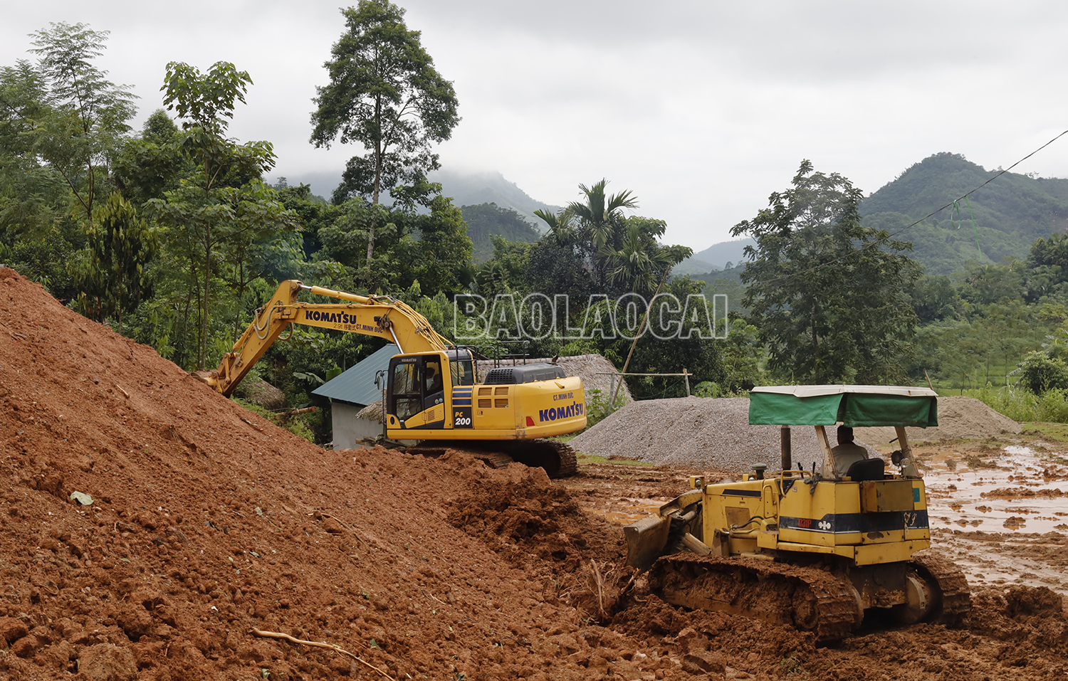 Khởi công xây dựng khu tạm cư cho người dân Làng Nủ- Ảnh 2.