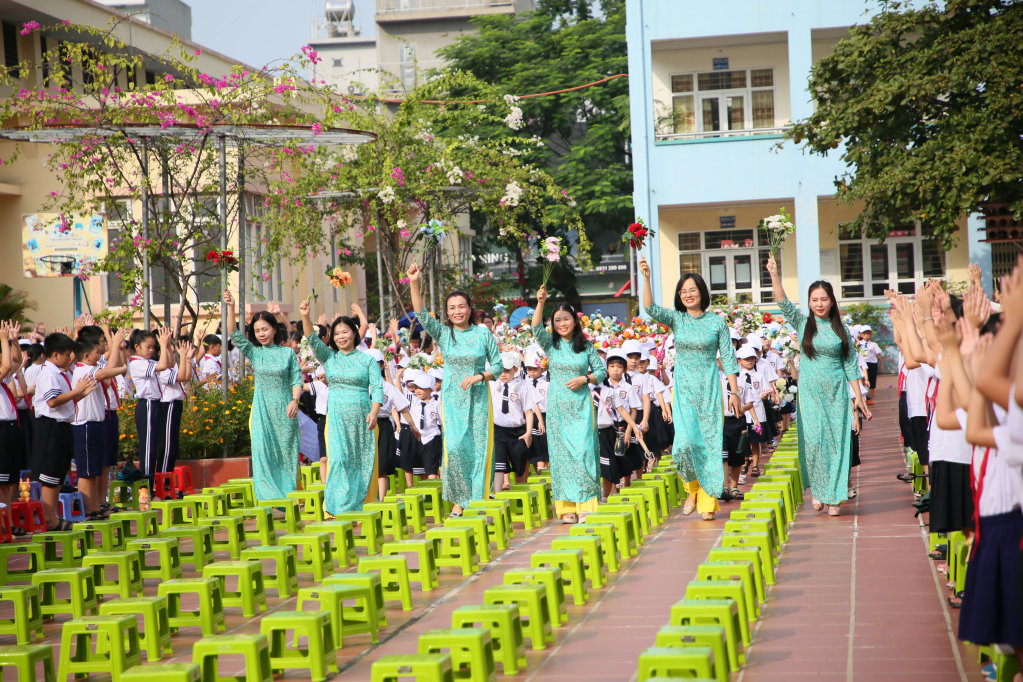 Hơn 25 triệu học sinh, sinh viên hân hoan bước vào năm học mới- Ảnh 4.