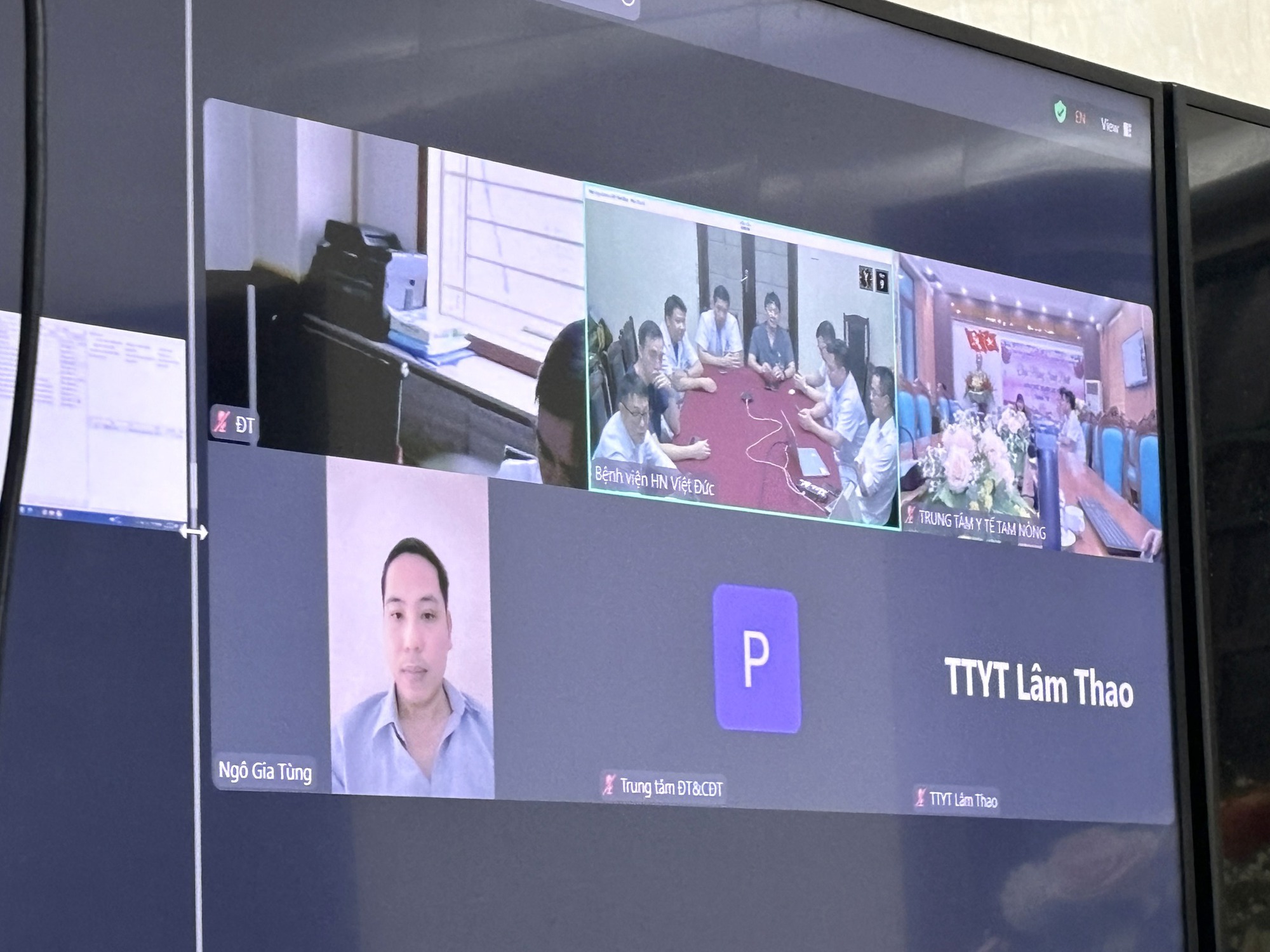 Hội chẩn cấp cứu trực tuyến nạn nhân sập cầu ở Phong Châu, Phú Thọ- Ảnh 1. Hội chẩn cấp cứu trực tuyến nạn nhân sập cầu ở Phong Châu, Phú Thọ- Ảnh 1.