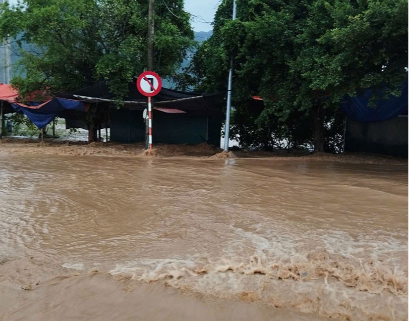 Các địa phương ứng phó mưa lũ do hoàn lưu bão số 3- Ảnh 5.