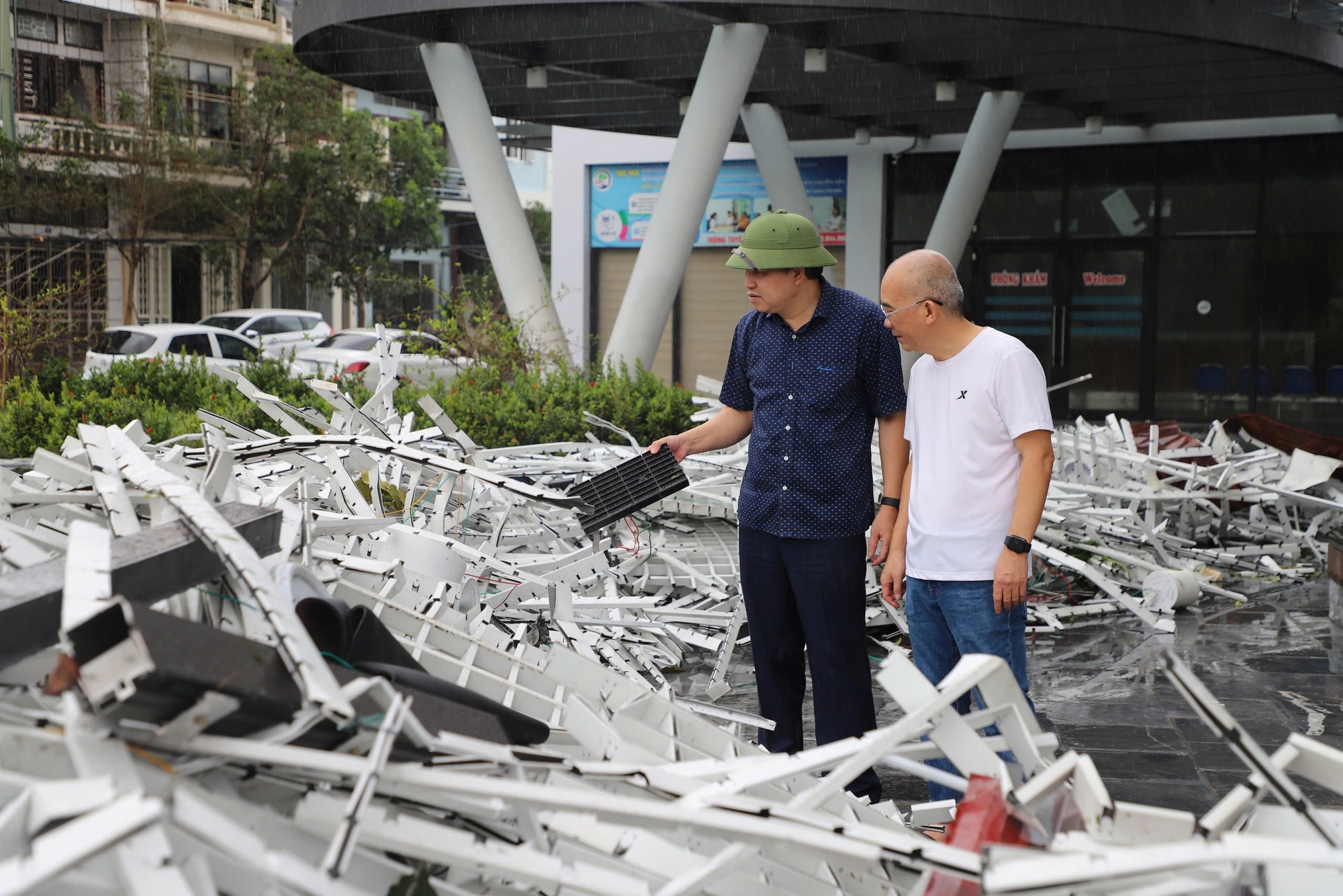 Nhiều cơ sở y tế ở Quảng Ninh bị thiệt hại do bão số 3- Ảnh 2.