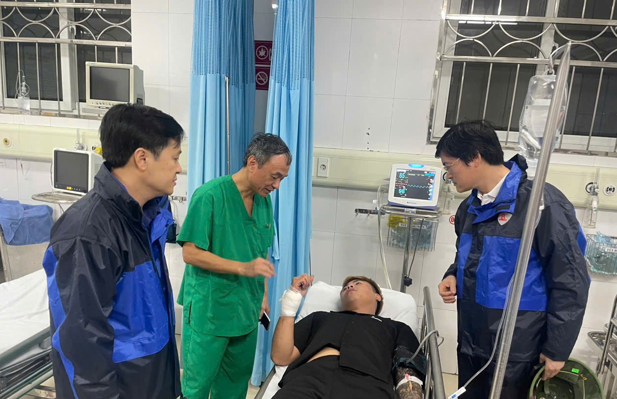 Nhiều cơ sở y tế ở Quảng Ninh bị thiệt hại do bão số 3- Ảnh 4.