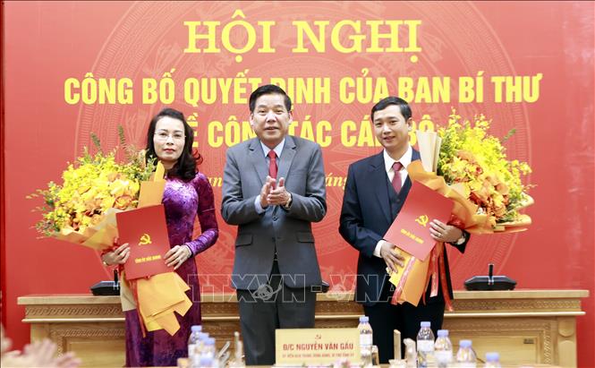 Công bố quyết định chuẩn y chức danh Phó Bí thư Tỉnh ủy Bắc Giang- Ảnh 1.