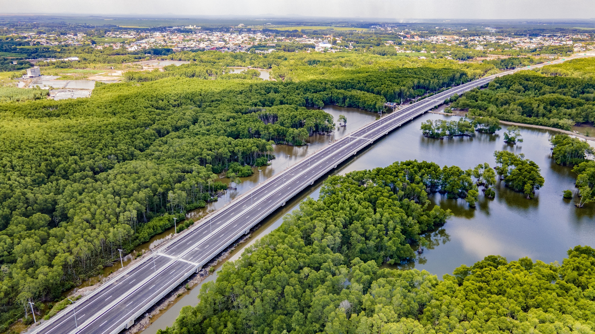 Phương án xe lưu thông trên 10km cao tốc Bến Lức - Long Thành 
- Ảnh 1.