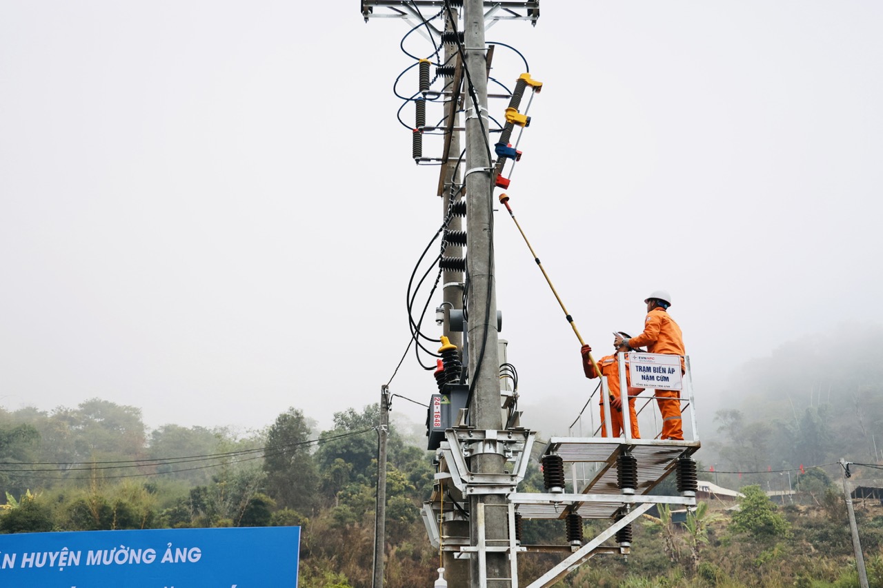 Bừng sáng vùng cao Điện Biên, mừng Xuân Ất Tỵ 2025- Ảnh 3.