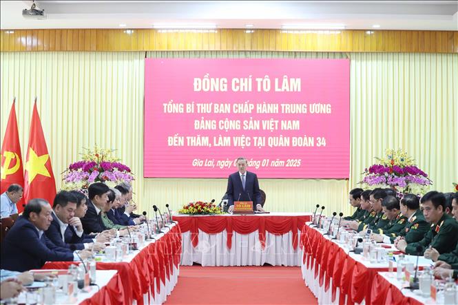 Tổng Bí thư Tô Lâm thăm cán bộ, chiến sĩ Quân đoàn 34 và Binh đoàn 15 tại Gia Lai- Ảnh 2.