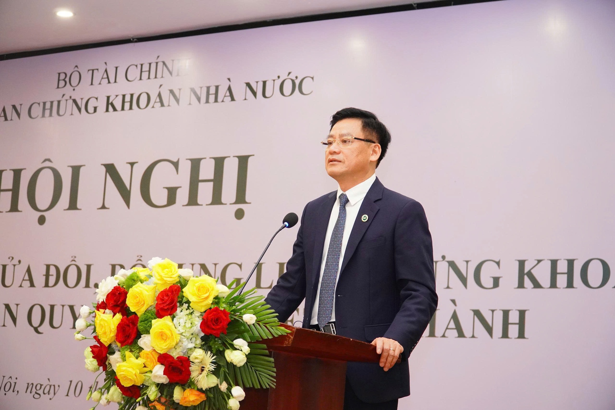 Phổ biến, nâng cao hiệu lực thi hành Luật Chứng khoán sửa đổi- Ảnh 2. Phổ biến, nâng cao hiệu lực thi hành Luật Chứng khoán sửa đổi- Ảnh 2.