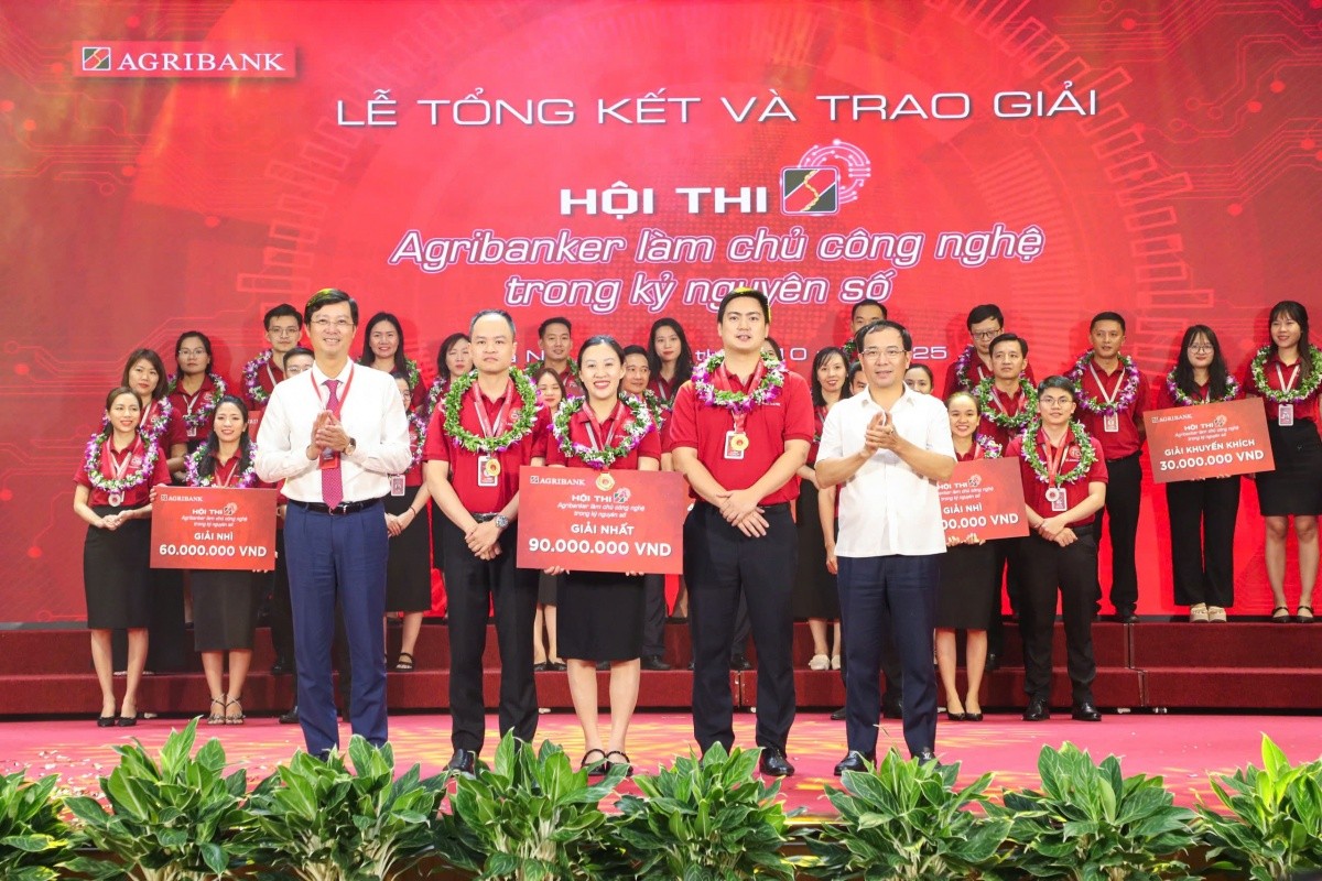 Agribank khơi dậy bản lĩnh sáng tạo từ Hội thi “Làm chủ công nghệ trong kỷ nguyên số”- Ảnh 4. Agribank khơi dậy bản lĩnh sáng tạo từ Hội thi “Làm chủ công nghệ trong kỷ nguyên số”- Ảnh 4.
