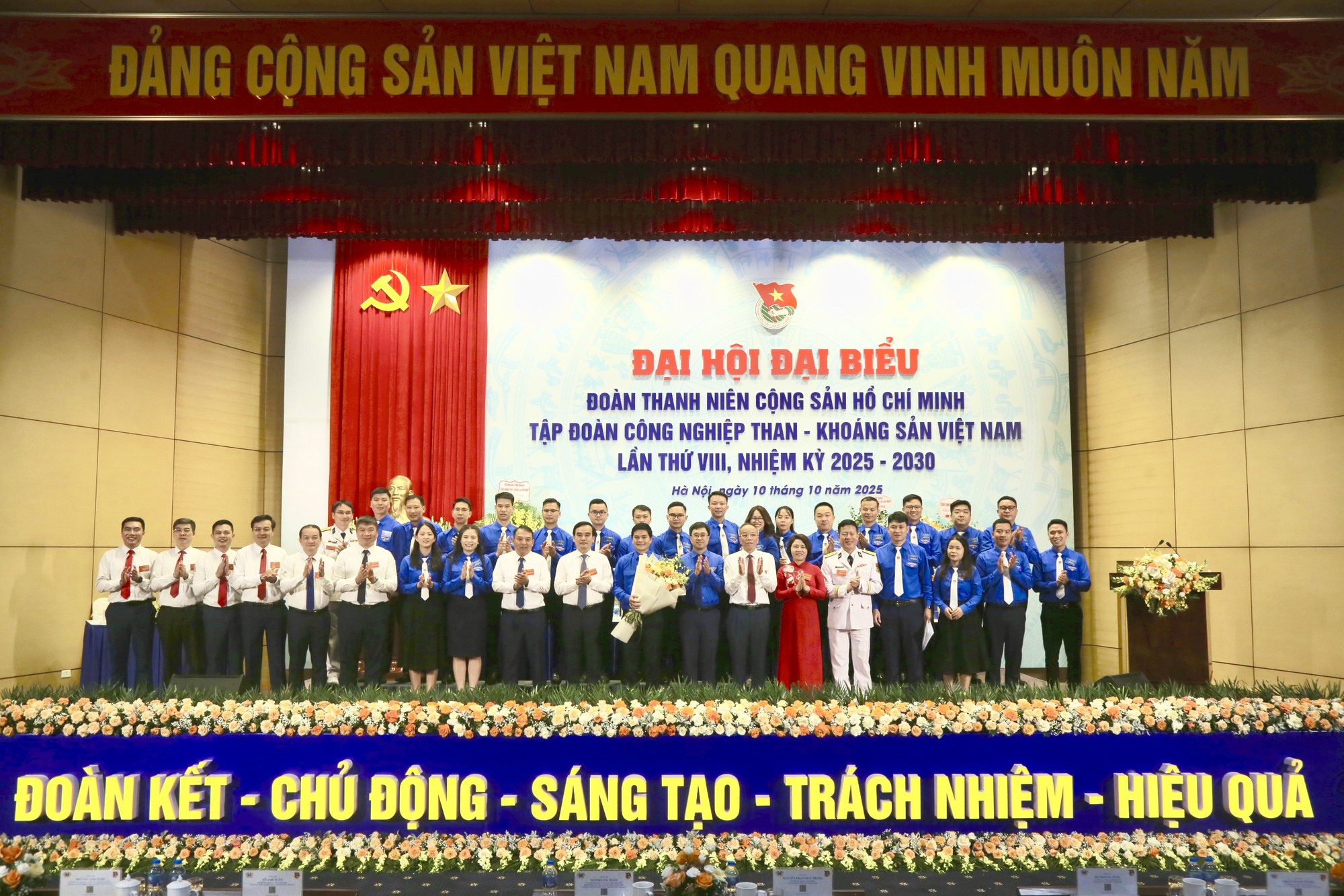 Đoàn viên Thanh niên TKV là lực lượng nòng cốt thúc đẩy phát triển kinh tế xanh- Ảnh 3. Đoàn viên Thanh niên TKV là lực lượng nòng cốt thúc đẩy phát triển kinh tế xanh- Ảnh 3.