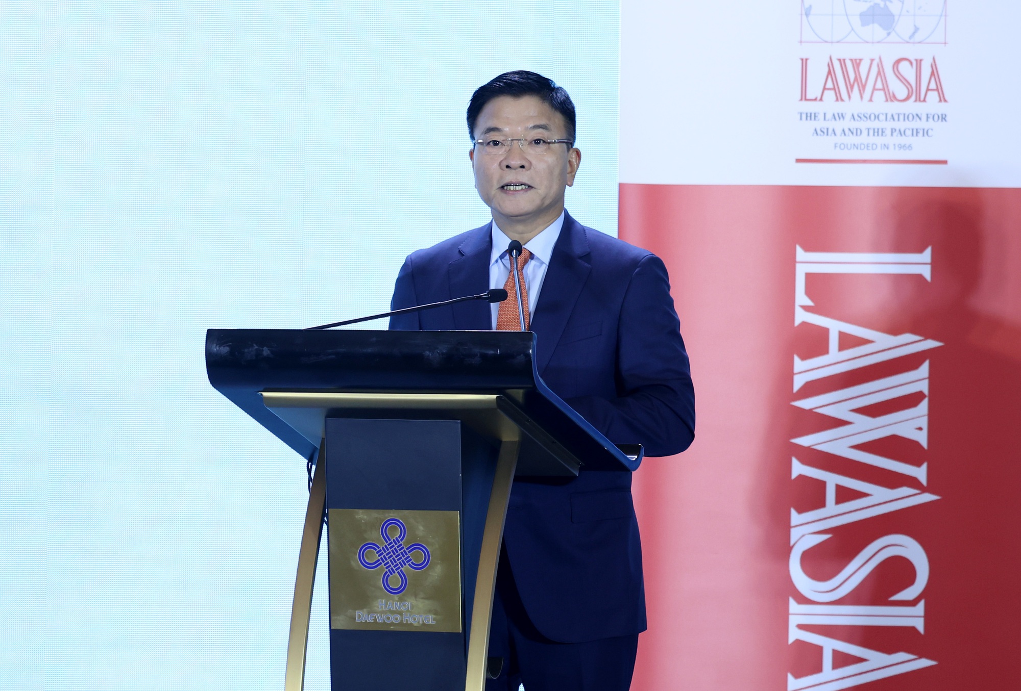 Chung tay giải quyết các vấn đề pháp lý toàn cầu, thúc đẩy một thế giới công bằng, thượng tôn pháp luật- Ảnh 1. Chung tay giải quyết các vấn đề pháp lý toàn cầu, thúc đẩy một thế giới công bằng, thượng tôn pháp luật- Ảnh 1.