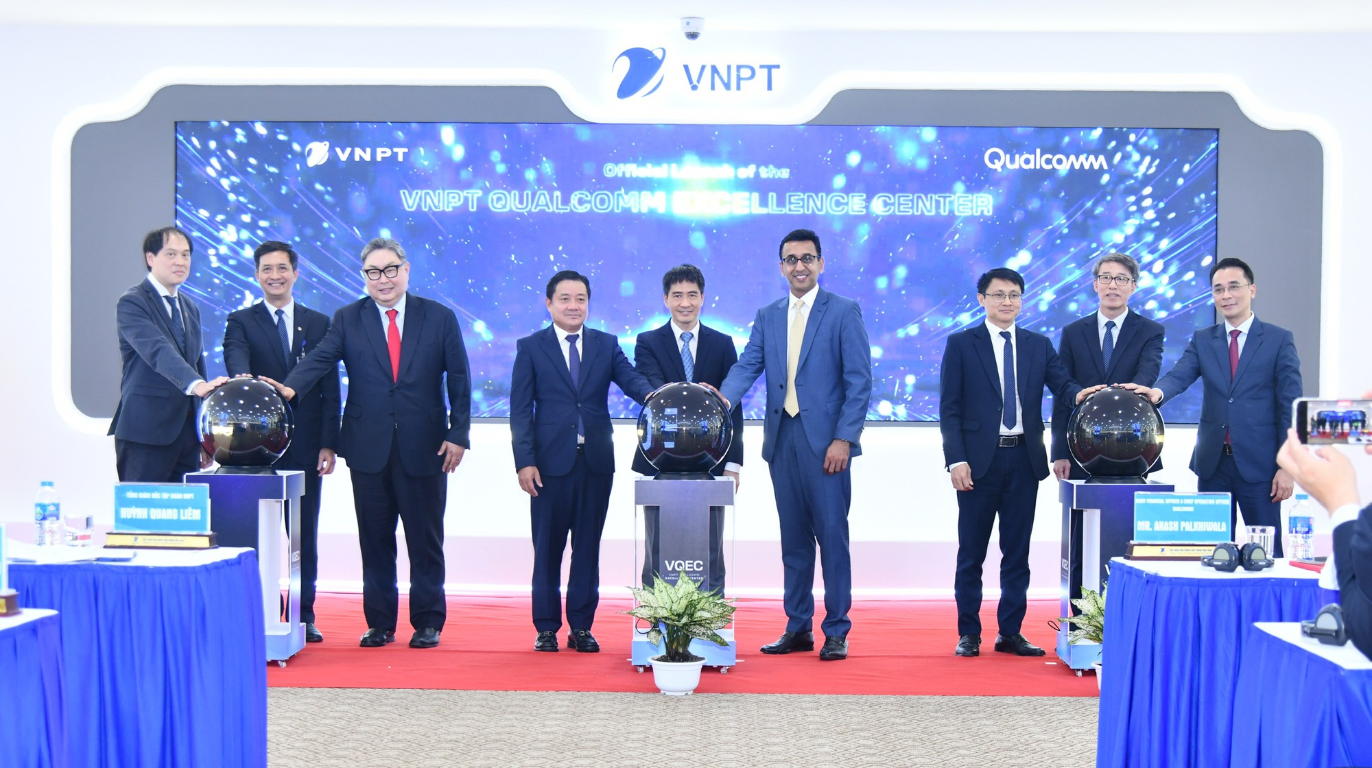 Chính thức ra mắt Trung tâm Xuất sắc VNPT – Qualcomm (VQEC)- Ảnh 1. Chính thức ra mắt Trung tâm Xuất sắc VNPT – Qualcomm (VQEC)- Ảnh 1.