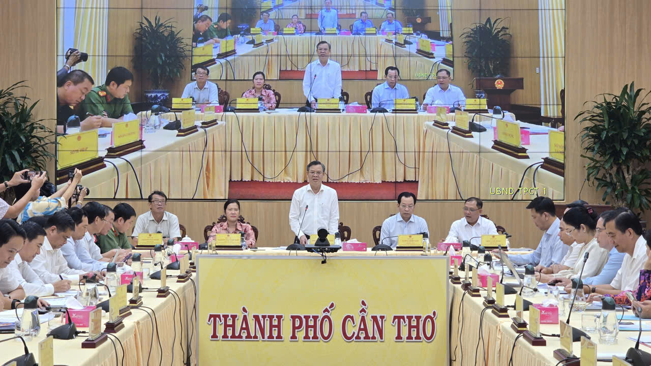 Lãnh đạo Cần Thơ yêu cầu tập trung tăng tốc giải ngân vốn đầu tư công- Ảnh 1. Lãnh đạo Cần Thơ yêu cầu tập trung tăng tốc giải ngân vốn đầu tư công- Ảnh 1.