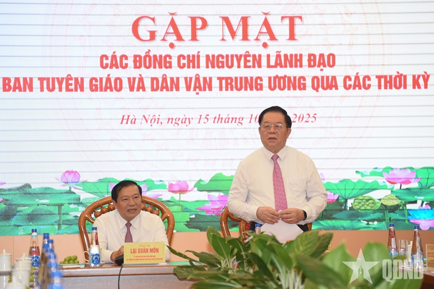 Gặp mặt các thế hệ lãnh đạo Ban Tuyên giáo và Dân vận Trung ương- Ảnh 2. Gặp mặt các thế hệ lãnh đạo Ban Tuyên giáo và Dân vận Trung ương- Ảnh 2.