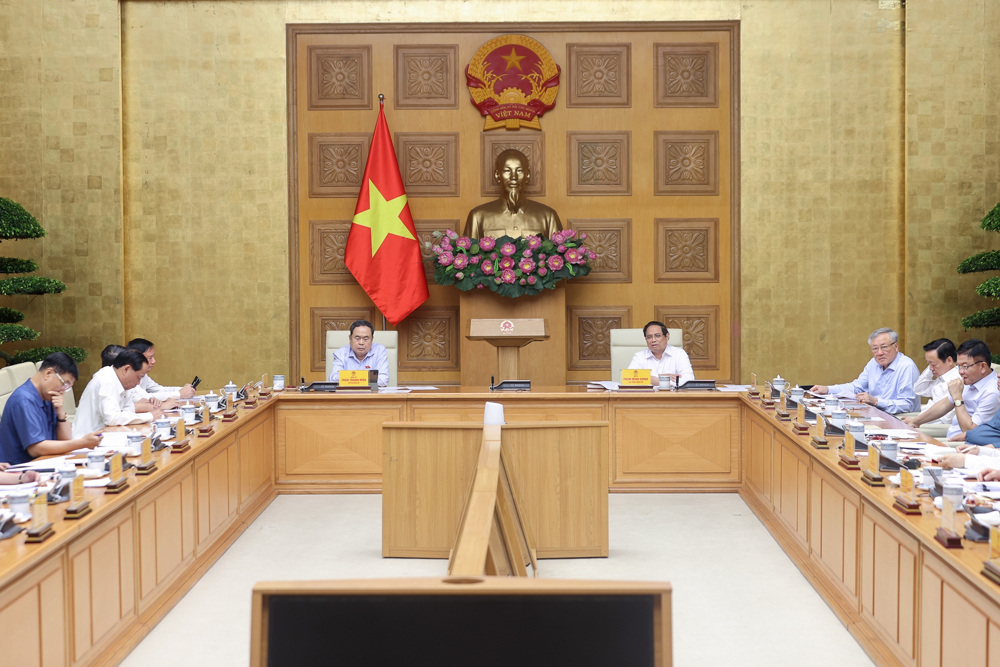 Phối hợp chặt chẽ, chung sức đồng lòng để tổ chức thành công "kỳ họp lịch sử" của Quốc hội khóa XV- Ảnh 8.