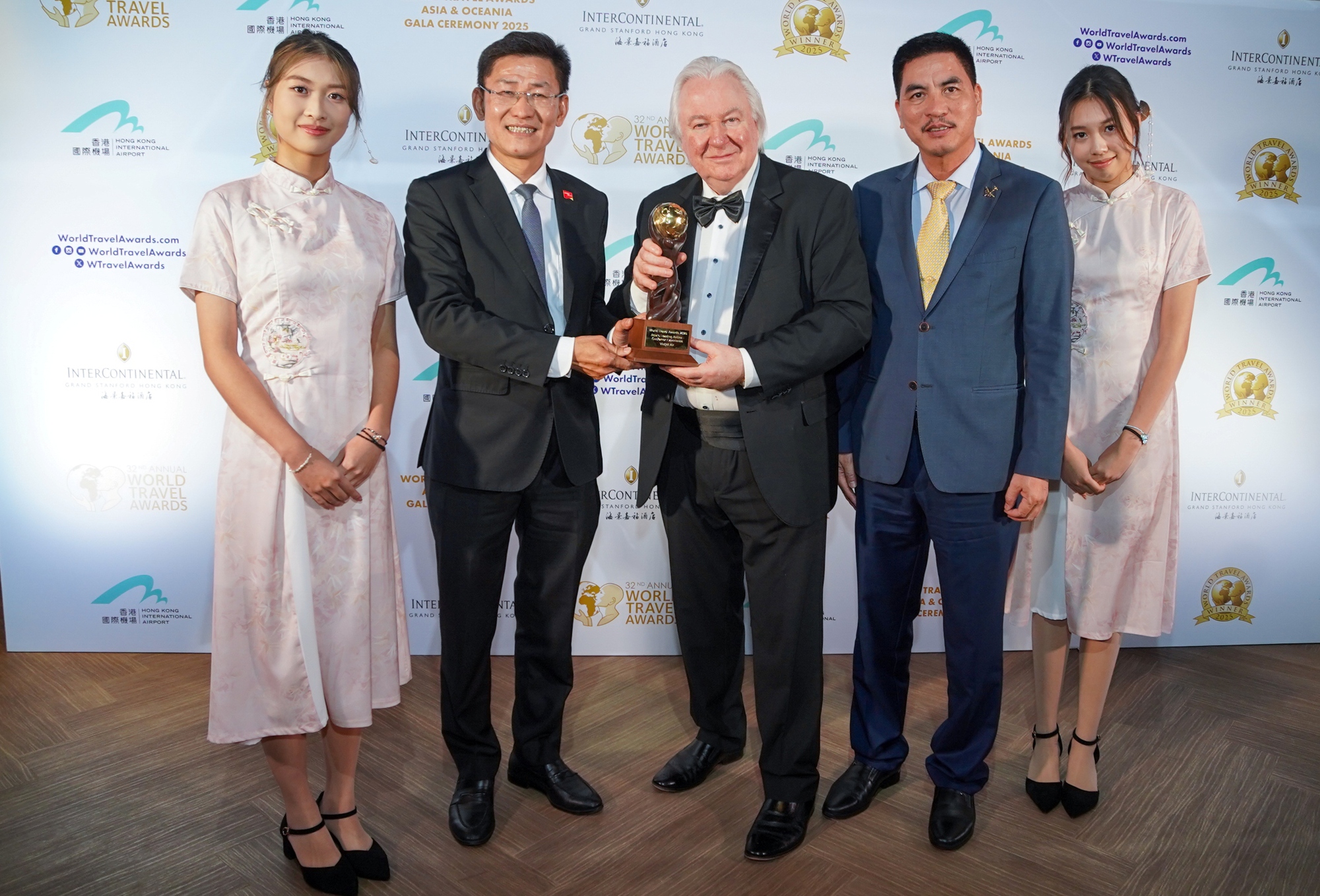 Vietjet tiếp tục là 'Hãng hàng không hàng đầu châu Á về trải nghiệm khách hàng'- Ảnh 2. Vietjet tiếp tục là 'Hãng hàng không hàng đầu châu Á về trải nghiệm khách hàng'- Ảnh 2.