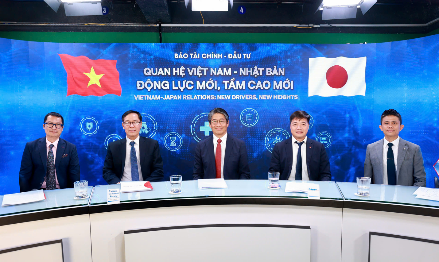Việt Nam - Nhật Bản: Mở rộng trụ cột chiến lược, hướng tới phát triển bền vững trong lĩnh vực y tế- Ảnh 1. Việt Nam - Nhật Bản: Mở rộng trụ cột chiến lược, hướng tới phát triển bền vững trong lĩnh vực y tế- Ảnh 1.