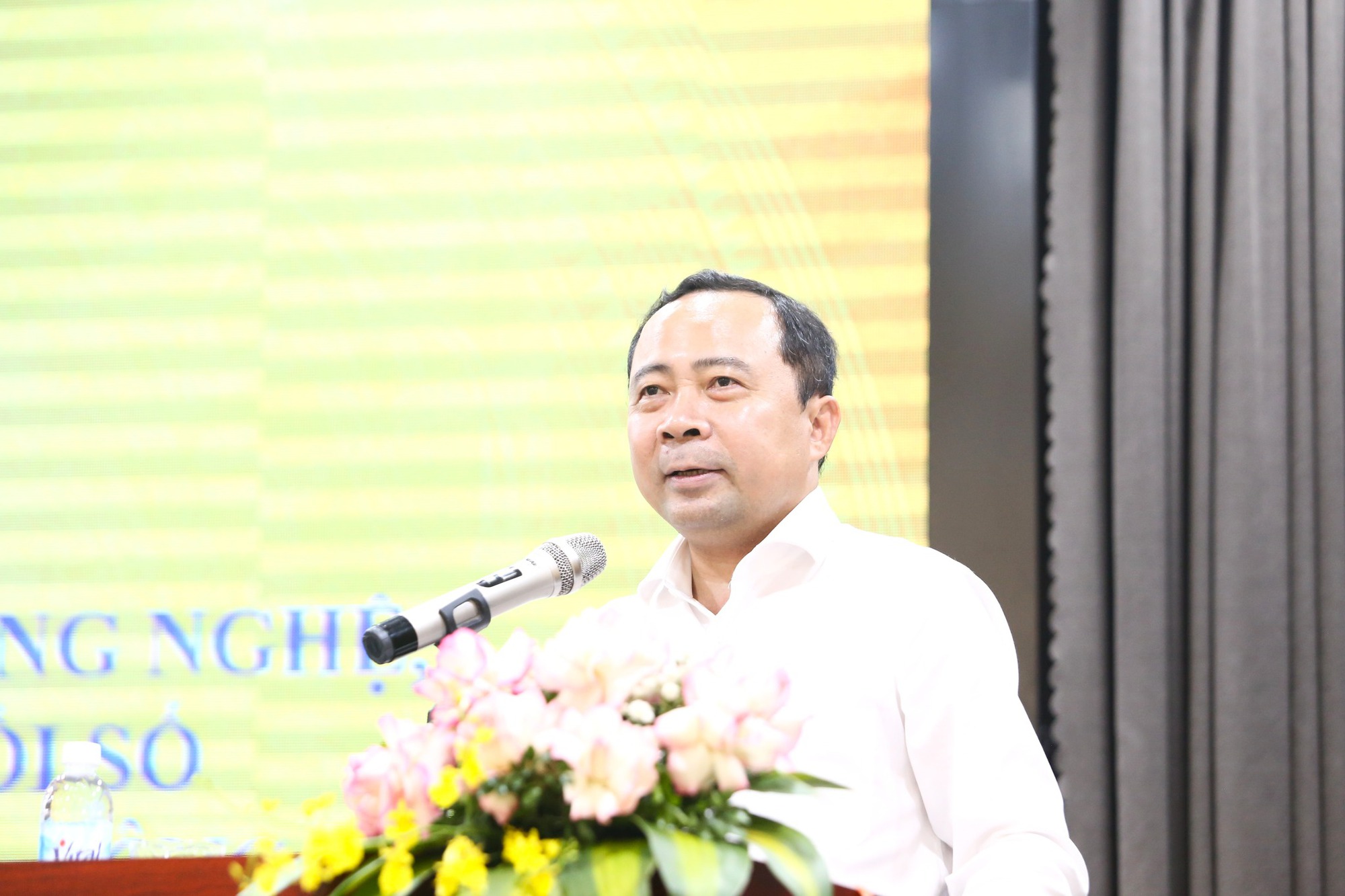 Tạo chuyển động mạnh mẽ cho KHCN, đổi mới sáng tạo và chuyển đổi số - Ảnh 1.