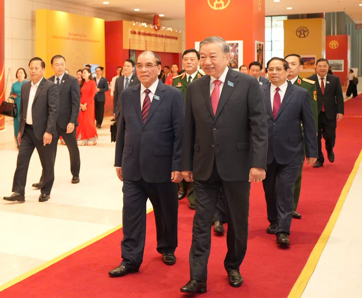 Chùm ảnh: Khai mạc Đại hội đại biểu Đảng bộ TP. Hà Nội lần thứ XVIII, nhiệm kỳ 2025-2030- Ảnh 2. Chùm ảnh: Khai mạc Đại hội đại biểu Đảng bộ TP. Hà Nội lần thứ XVIII, nhiệm kỳ 2025-2030- Ảnh 2.