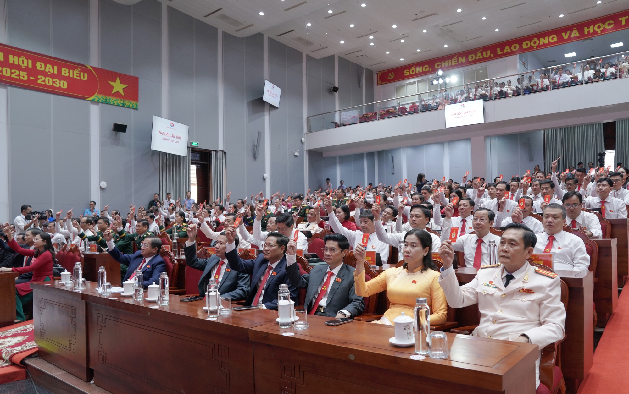 Đại hội Đảng bộ tỉnh Cà Mau: Xác định tăng tốc phát triển nông nghiệp xanh, hiện đại và bền vững- Ảnh 2. Đại hội Đảng bộ tỉnh Cà Mau: Xác định tăng tốc phát triển nông nghiệp xanh, hiện đại và bền vững- Ảnh 2.