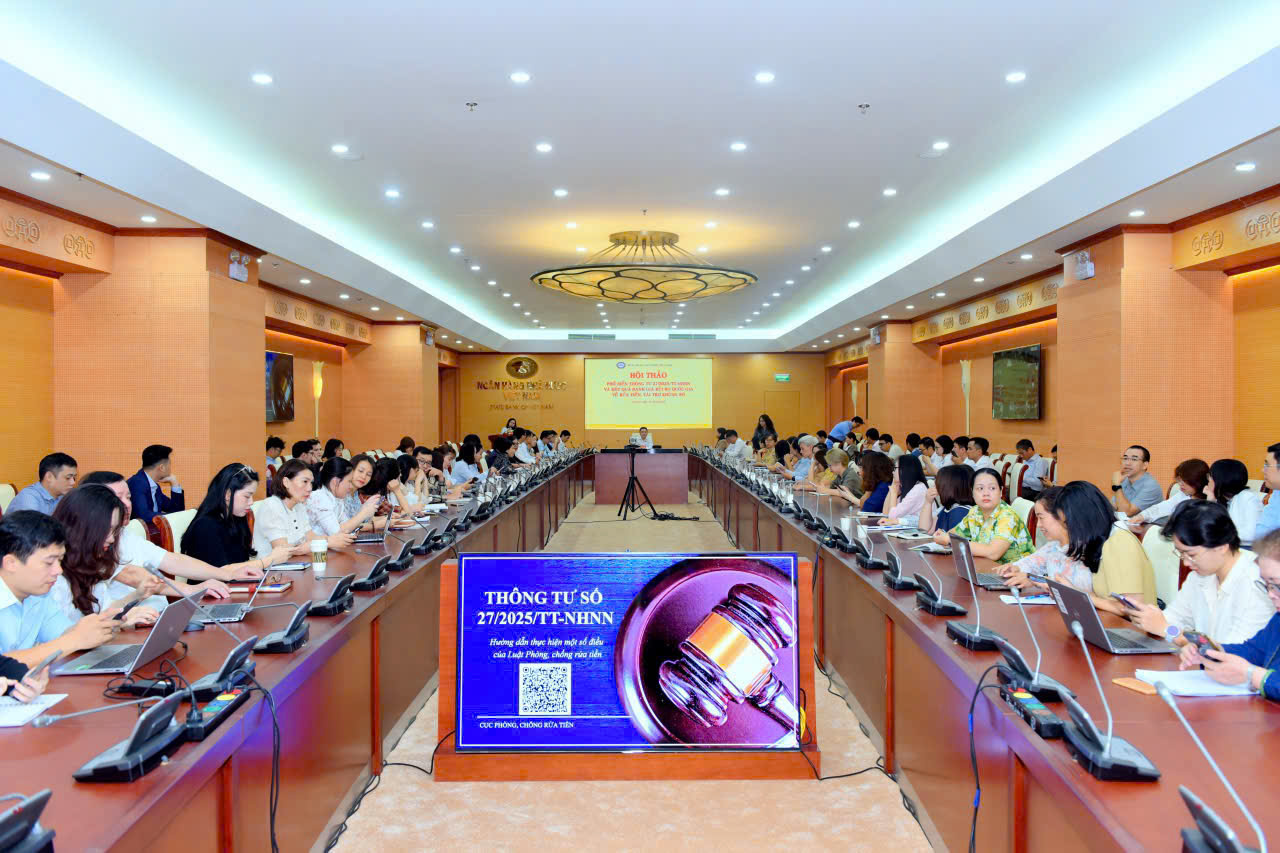 Phải bảo đảm tính phù hợp giữa giao dịch, nguồn tiền và hồ sơ nhận diện khách hàng- Ảnh 2. Phải bảo đảm tính phù hợp giữa giao dịch, nguồn tiền và hồ sơ nhận diện khách hàng- Ảnh 2.