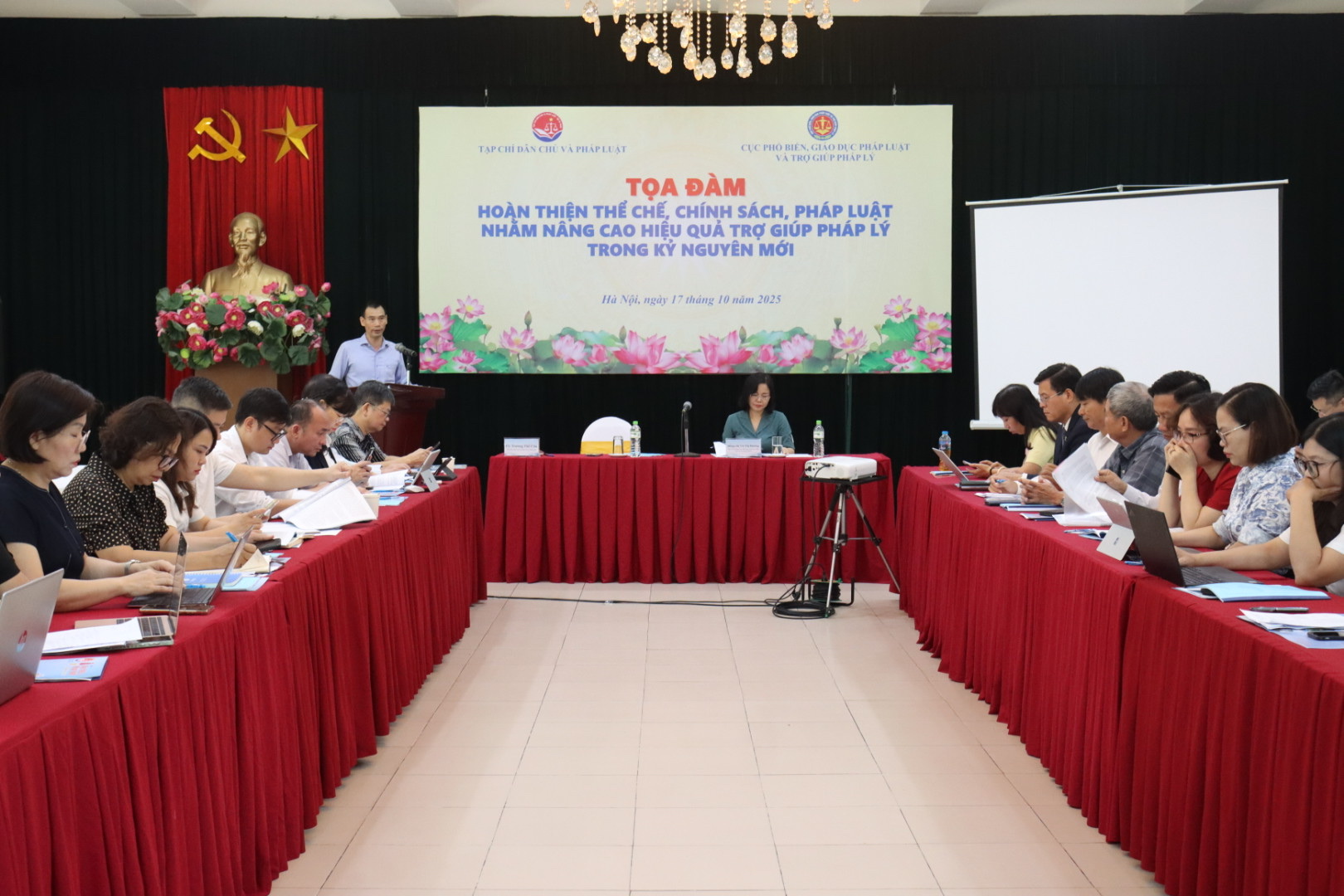 Nâng cao hiệu quả trợ giúp pháp lý trong kỷ nguyên mới- Ảnh 1. Nâng cao hiệu quả trợ giúp pháp lý trong kỷ nguyên mới- Ảnh 1.