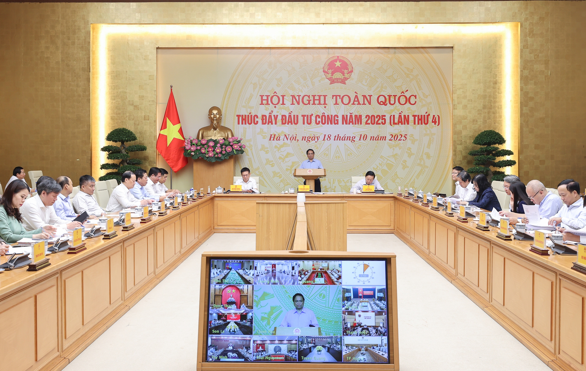 Giải ngân đạt hơn 50% kế hoạch: Bộ, ngành khẩn trương gỡ vướng, tăng tốc những tháng cuối năm- Ảnh 1.