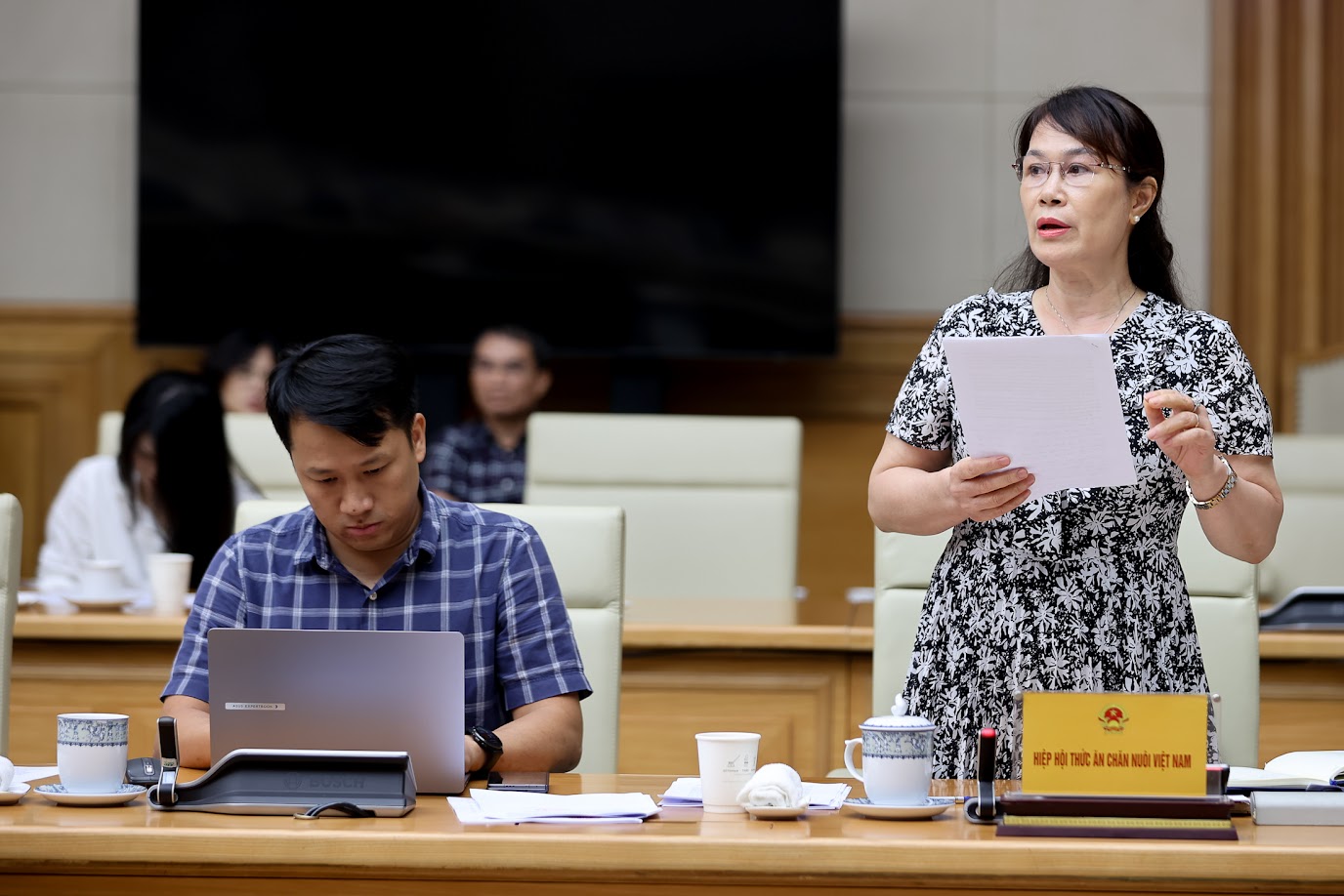 Thủ tướng: Không tạo "giấy phép con", giảm gánh nặng hành chính cho doanh nghiệp trong hoạt động hợp chuẩn, hợp quy- Ảnh 6. Thủ tướng: Không tạo "giấy phép con", giảm gánh nặng hành chính cho doanh nghiệp trong hoạt động hợp chuẩn, hợp quy- Ảnh 6.