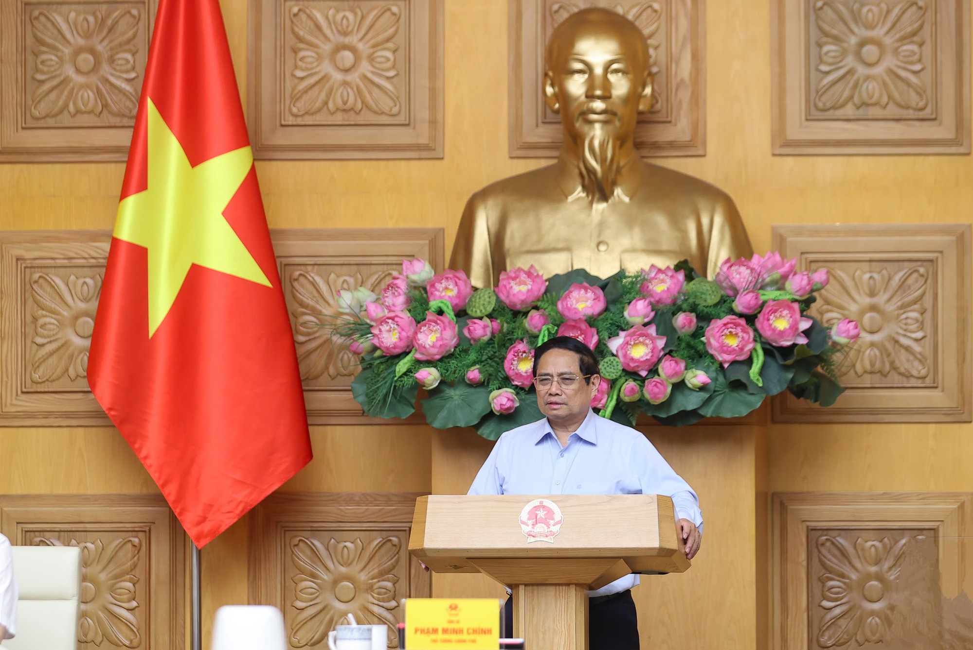 Thủ tướng: Không tạo "giấy phép con", giảm gánh nặng hành chính cho doanh nghiệp trong hoạt động hợp chuẩn, hợp quy- Ảnh 1. Thủ tướng: Không tạo "giấy phép con", giảm gánh nặng hành chính cho doanh nghiệp trong hoạt động hợp chuẩn, hợp quy- Ảnh 1.