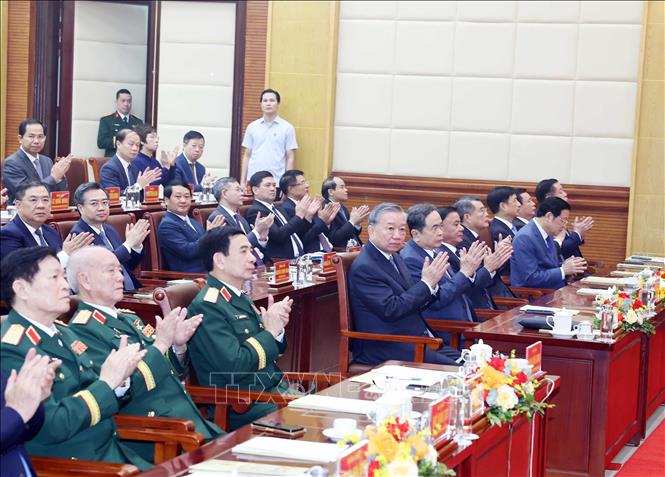 Tổng Bí thư Tô Lâm: Tiếp tục thực hiện tốt vai trò là cơ quan tình báo chiến lược của Đảng, Nhà nước- Ảnh 4. Tổng Bí thư Tô Lâm: Tiếp tục thực hiện tốt vai trò là cơ quan tình báo chiến lược của Đảng, Nhà nước- Ảnh 4.